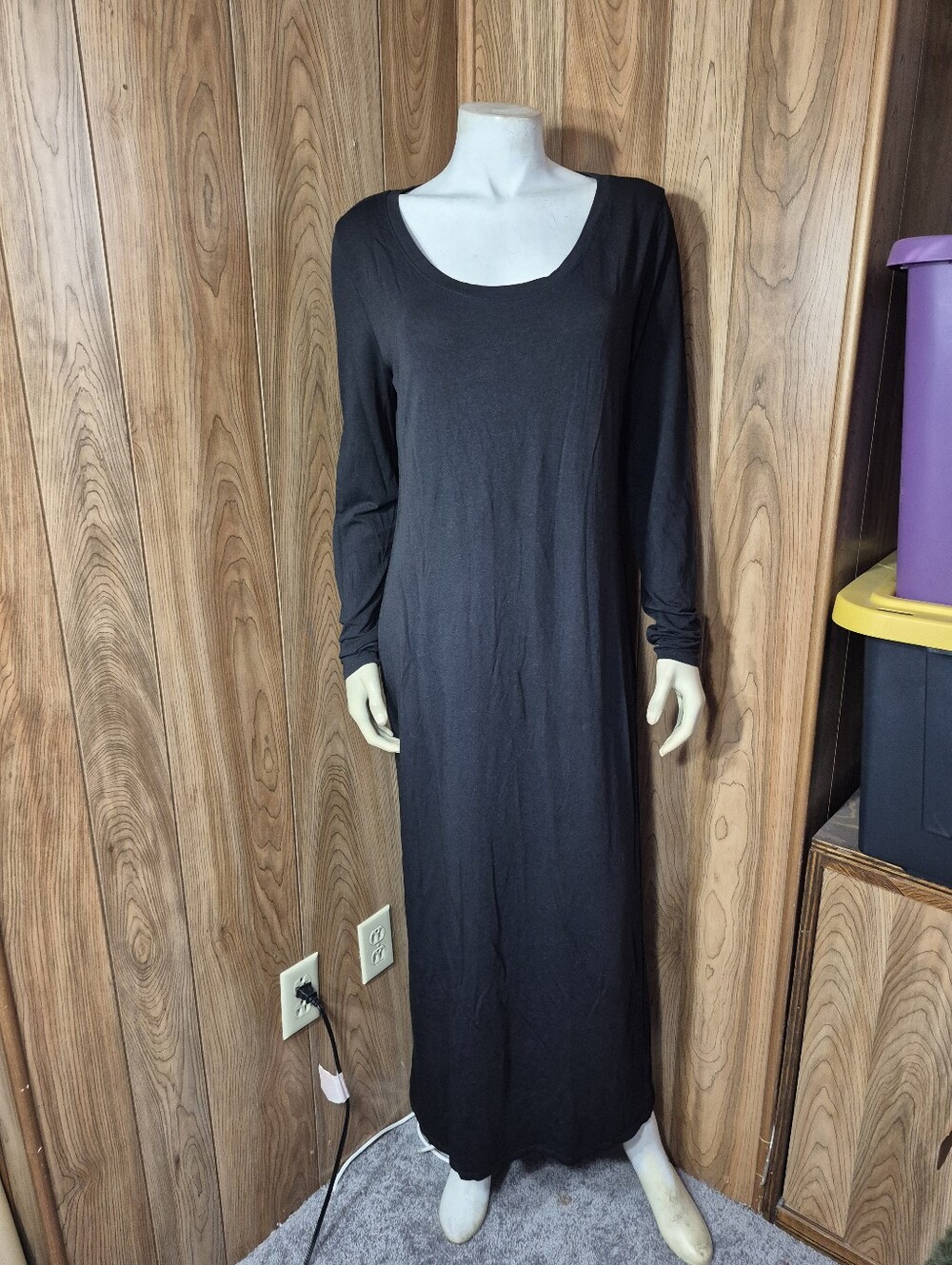 Peruvian Connection Black Stretchy Long Sleeve Maxi Dress Sz L....great conditio